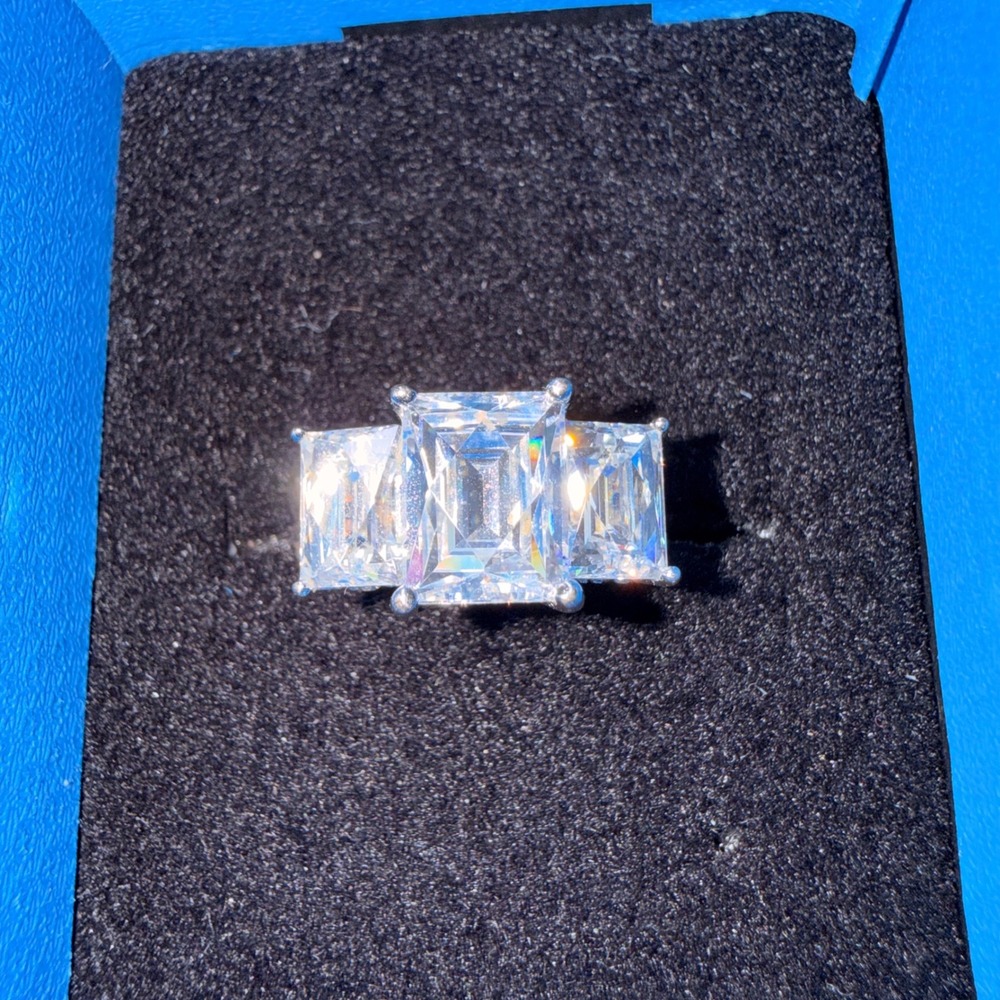 JTV Bella Luce Tycoon 7 CTW Simulated Diamond Sterling Silver Ring Size 6
